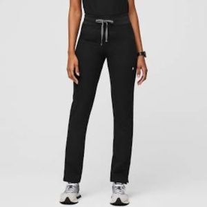 Yola high waisted skinny scrub pant-  M